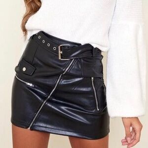 PrettyLittleThing Black Faux Leather Biker Mini Skirt – New With Tags